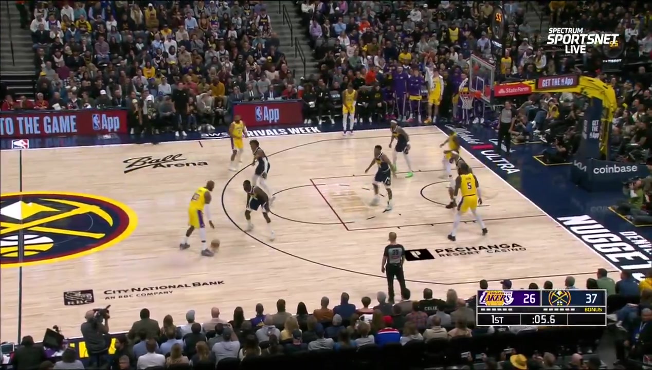 LeBron James ends the first quarter with a buzzer-beater