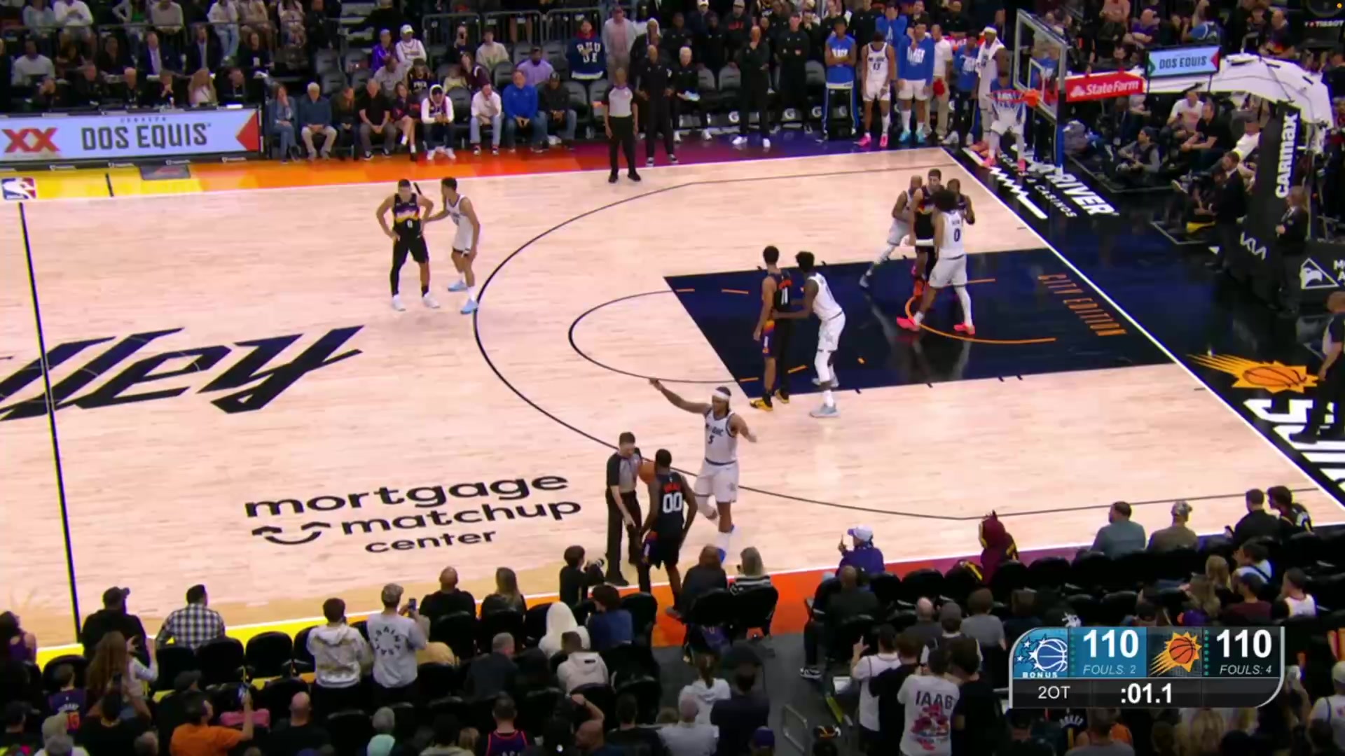 Jalen Green makes the 3 point buzzer beater to win the game