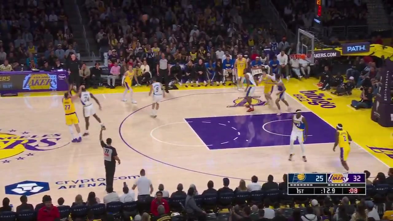Luka Doncic splashes the contested deep 3 for 22 in the 1st quarter