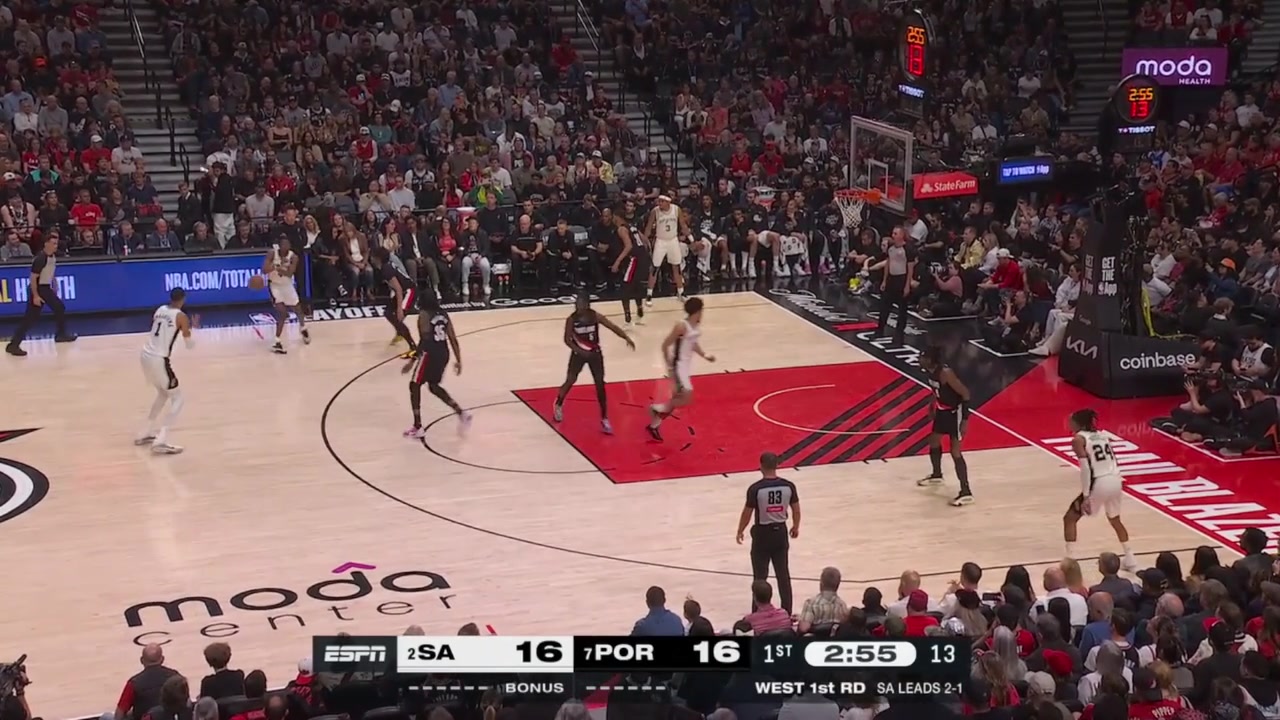 Wemby pulls up from way downtown and makes his first jumpshot of the night