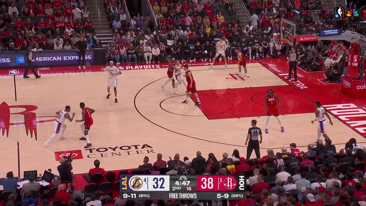 Marcus Smart lobs it to Jaxson Hayes for the cutting alley-oop dunk as the Rockets defense didn't keep up