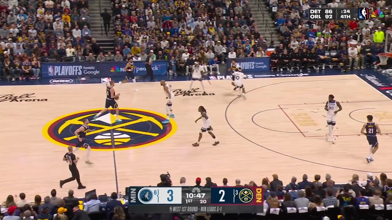 Nikola Jokic hits the floater over Rudy Gobert for his first points of the night