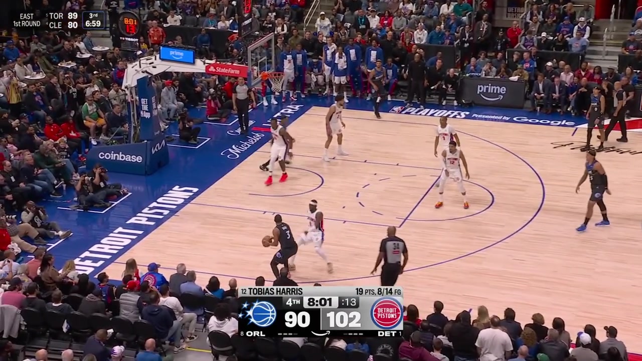 Paolo Banchero hits the 3-pointer to give him 34 points