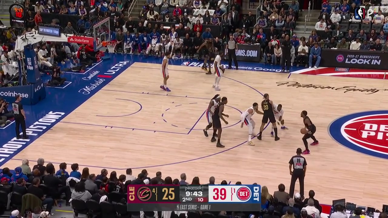 Donovan Mitchell swishes a 3-pointer in Isaiah Stewart's face to give him 14 points Pistons timeout