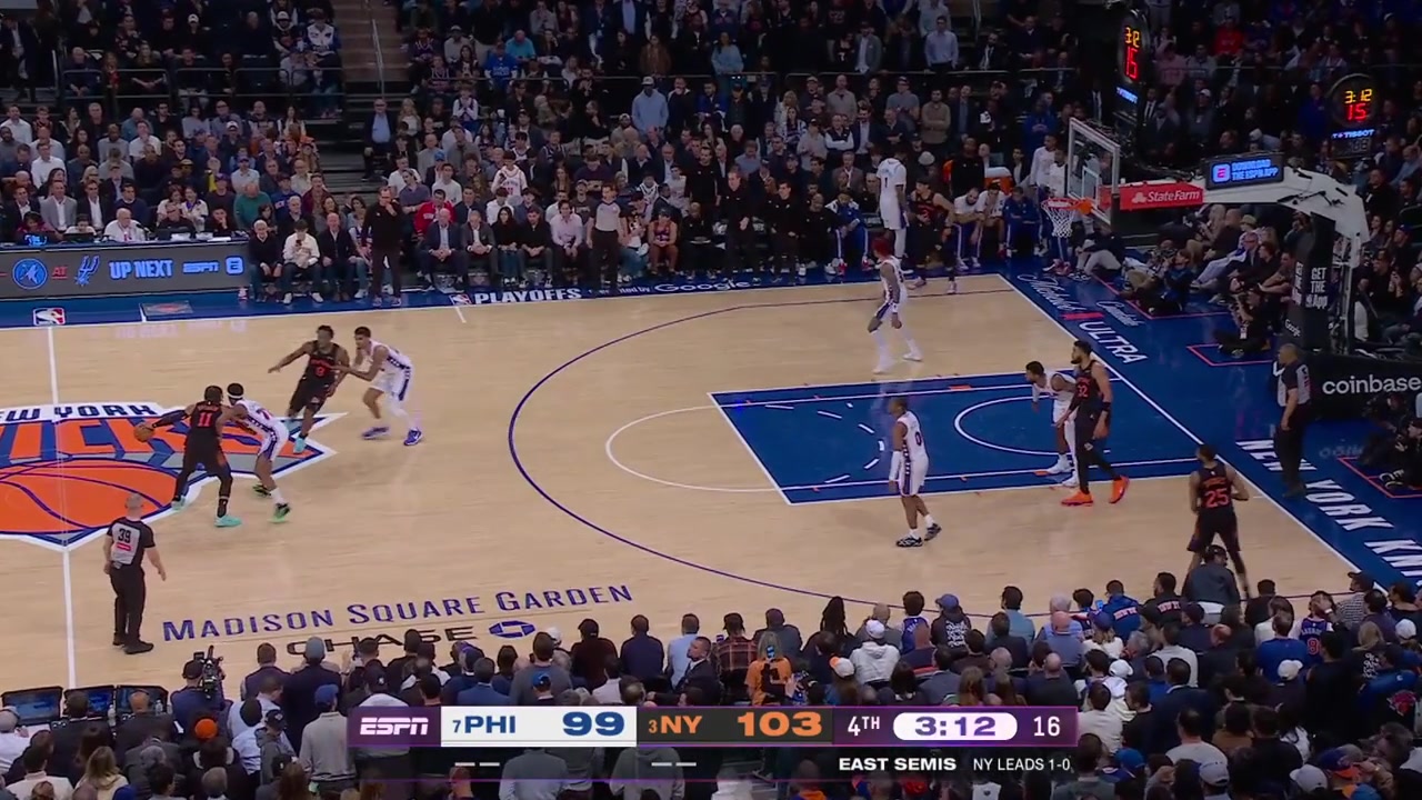 OG Anunoby's dunk attempt gets blocked by Paul George and Mikal Bridges hits a big clutch jumper to put the Knicks up 6