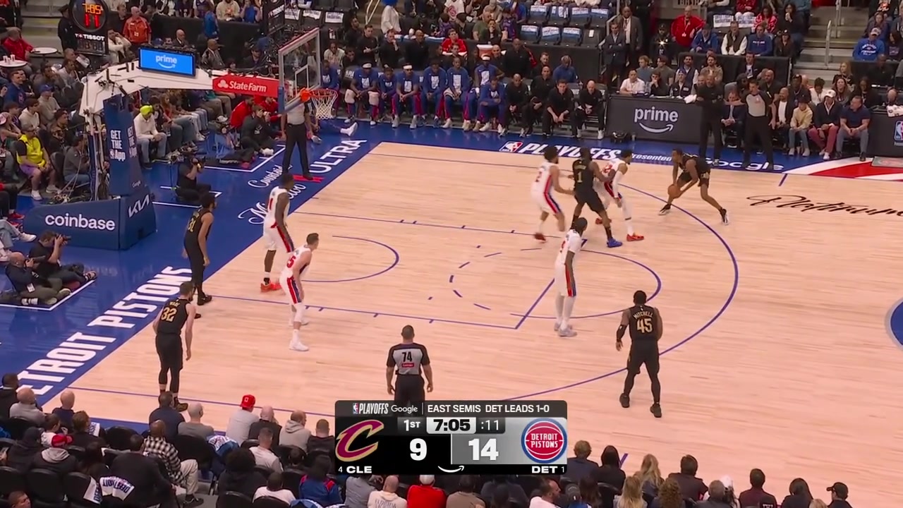 Injury Donovan Mitchell with the hip breaker on Tobias Harris and scores the floater over Duren with replaysHarris is in pain on the floor but he eventually gets up and he is still in the game playing