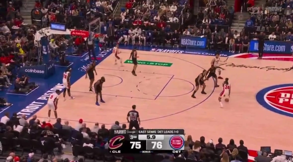 Daniss Jenkins ends the third quarter with a 3 pointer to give Detroit a 4 point lead