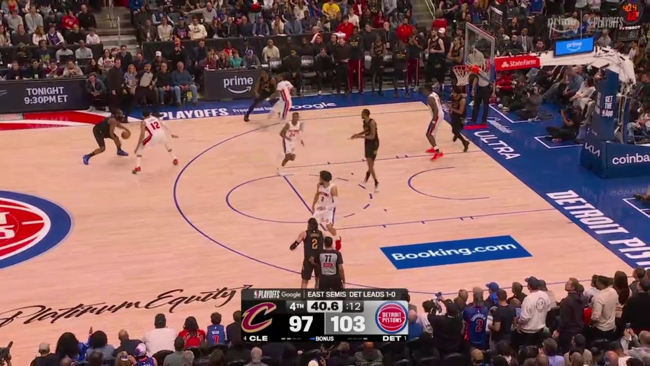 Clutch steal by Tobias Harris and Ausar Thompson on Harden puts Detroit in position to win