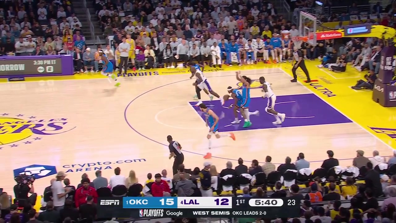 Rui Hachimura blocks Shai Gilgeous-Alexander and then hits his 2nd triple of the night at the other end with replays