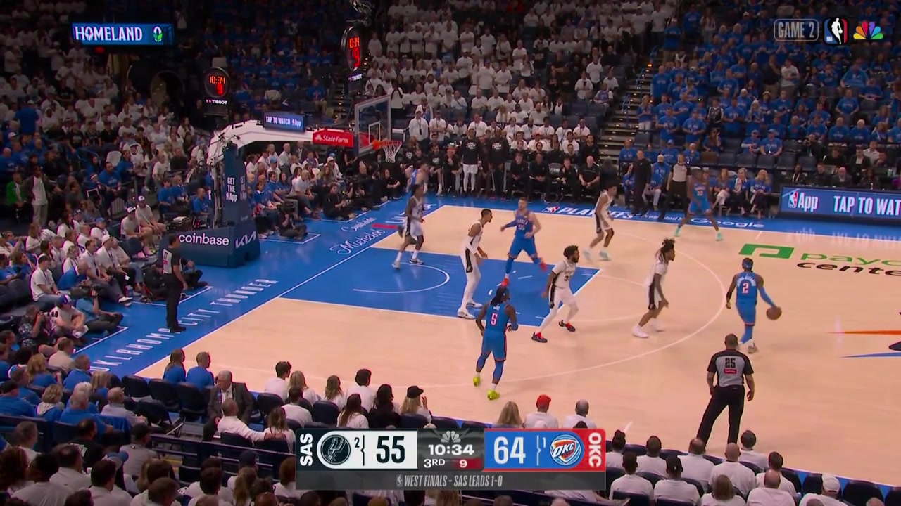 Hartenstein gets the floater to fall over Wemby