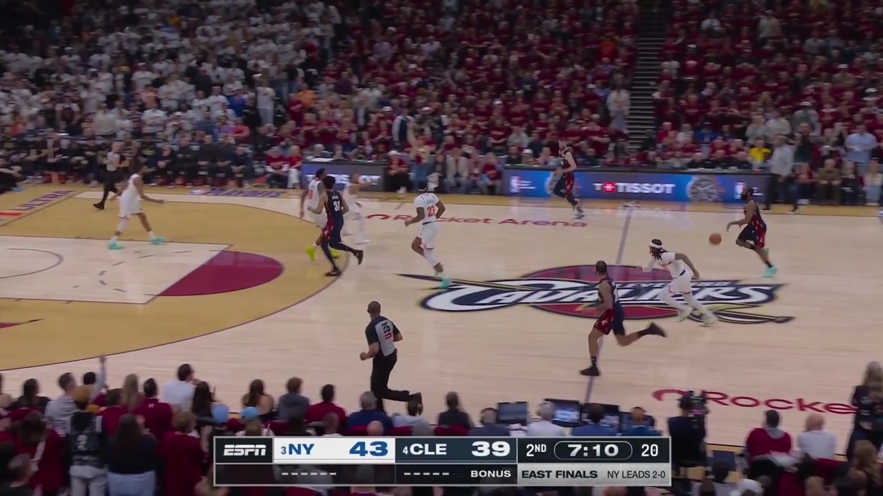 James Harden with the beautiful move and layup finish over OG Anunoby then he guards Jalen Brunson off the switch and blocks him with a replay