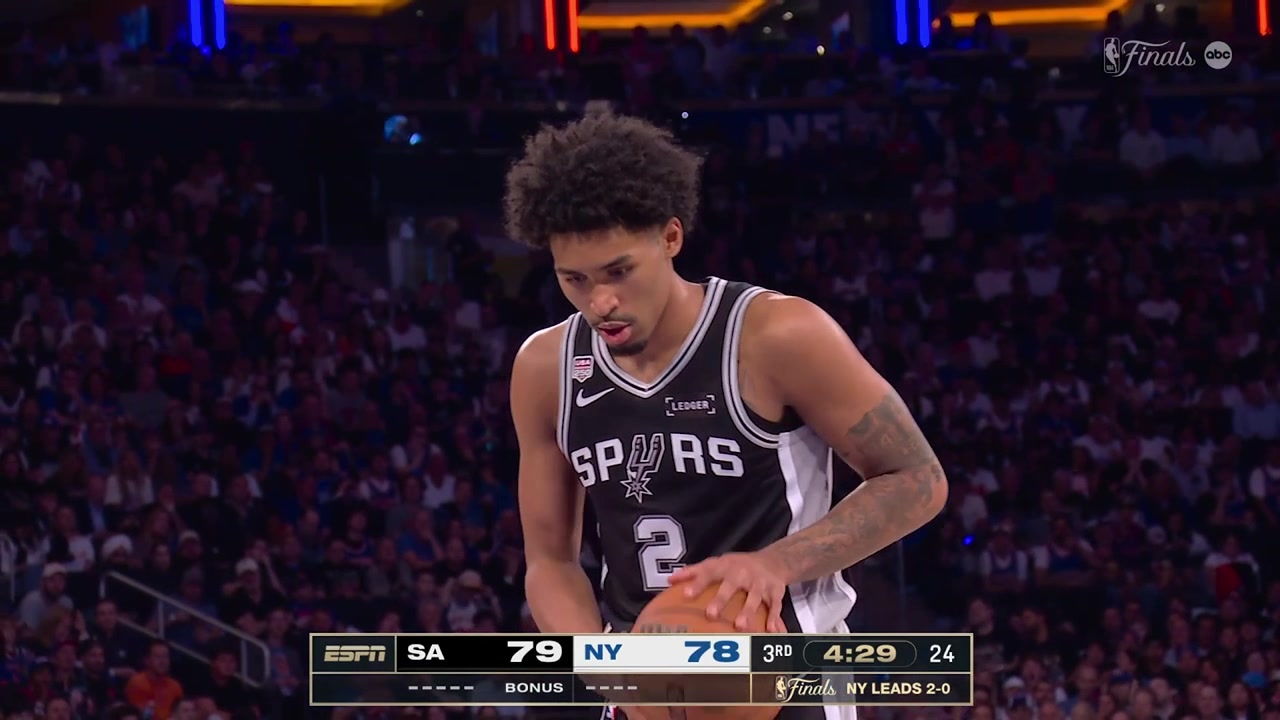 Harper successfully lands his first free throw