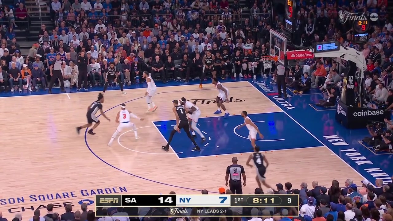 Josh Hart with great defense on Stephon Castle and then the And-1 on Julian Champagnie at the other end with replays