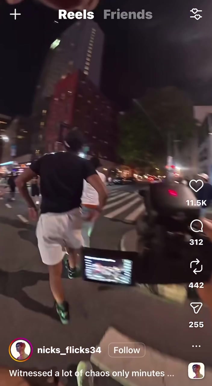 Spurs fan tries to defend himself from Knicks fans jumping him