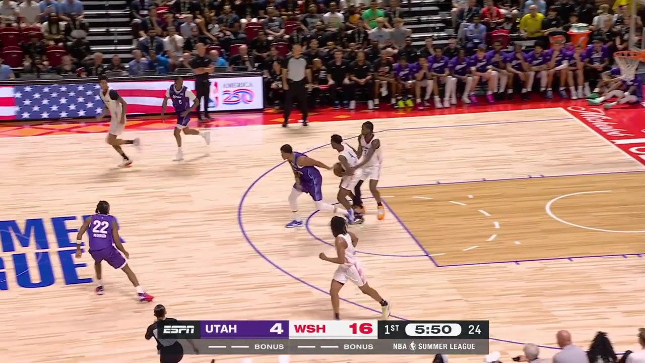 AJ Dybantsa hits the And-1 jumper