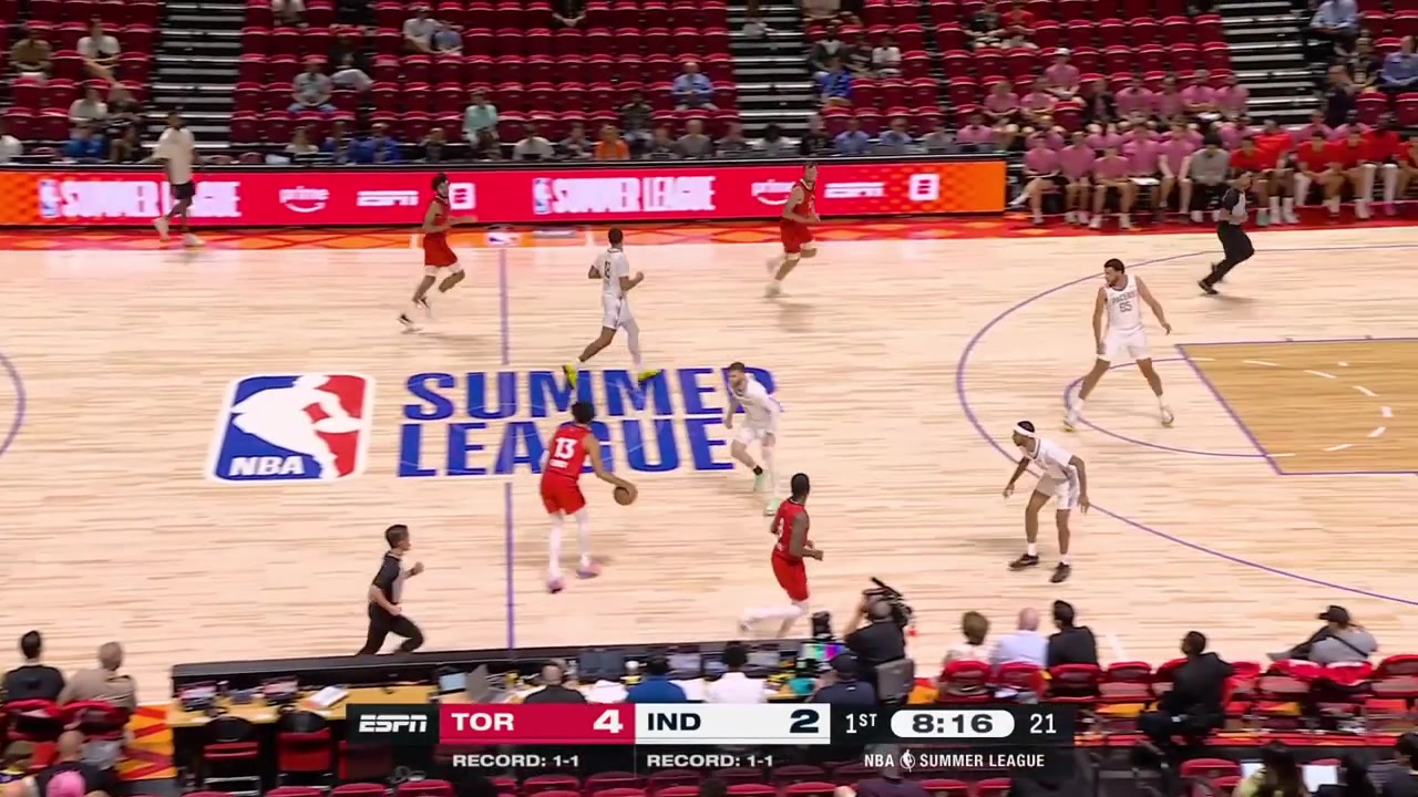 Allen Graves drives and finds Nate Bittle for the two-handed dunk Jalen Slawson goes around Graves and misses the powerful dunk and Jaden Bradley scores the And-1 off the offensive rebound with replays