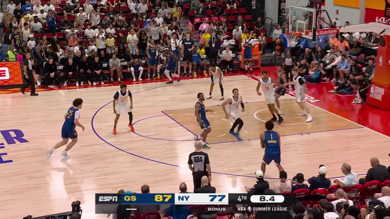 Yaxel Lendeborg misses the 3-pointer and then blocks Oziyah Sellers at the horn on the fastbreak as the Warriors win the game 87-77 with a replay