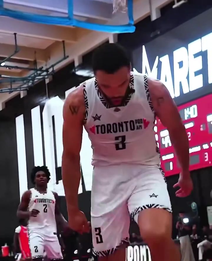 Dillon Brooks shows he's in great shape putting on a show in Toronto Pro-Am and dropping 38 points