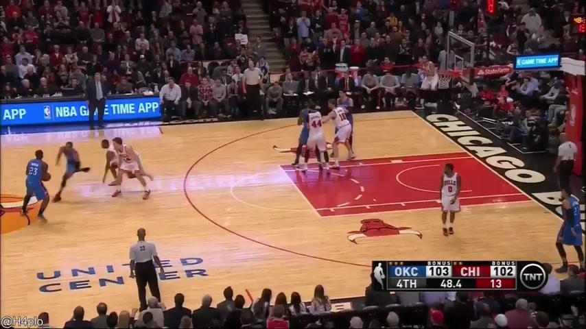 Westbrook responds to Mirotic's three with a clutch jumper!