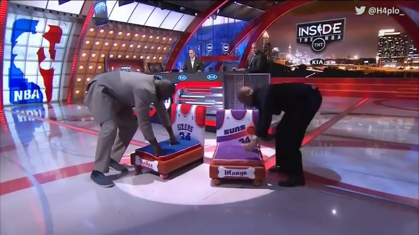 Shaq Breaks Chucks Custom Made $1000 Dog Bed - TNT