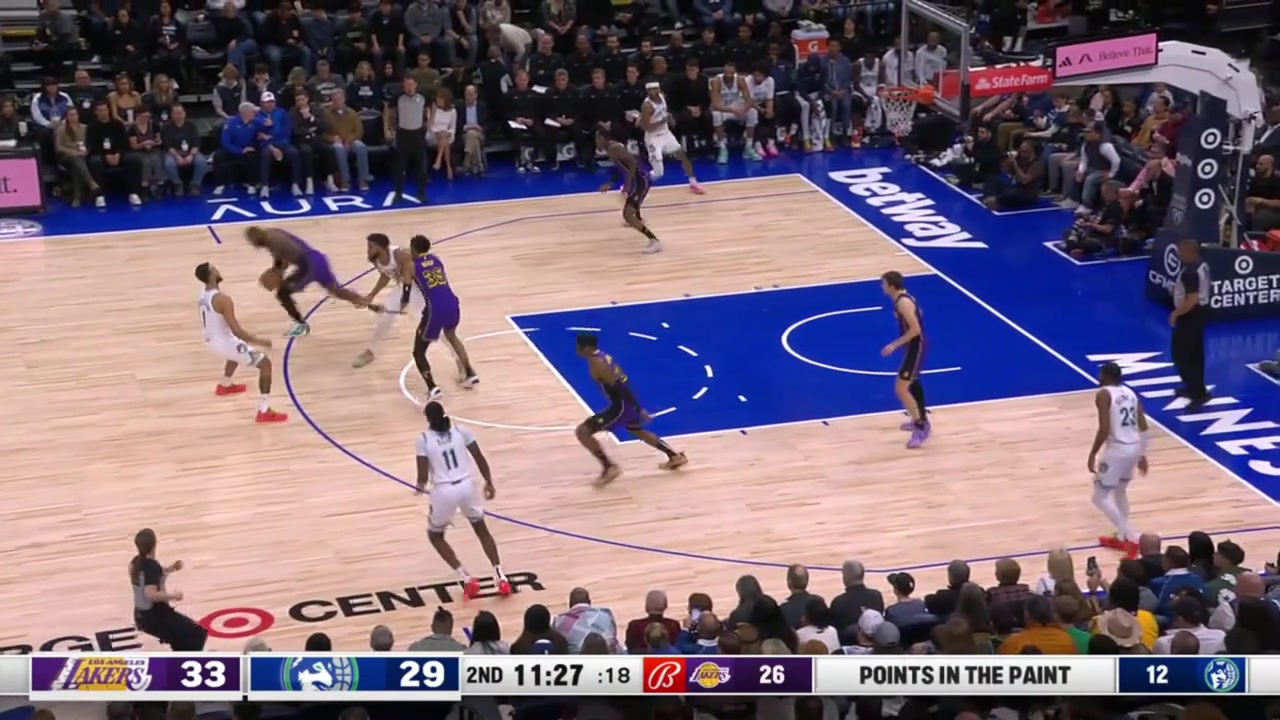 The newly turned 39-year old LeBron with a lil birthday jam off the steal