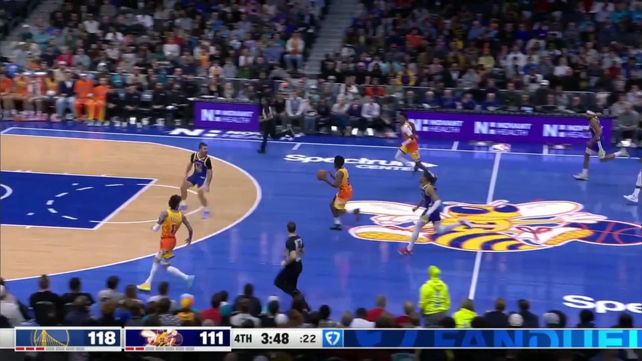 Brandon Miller with the monster dunk over Spencer