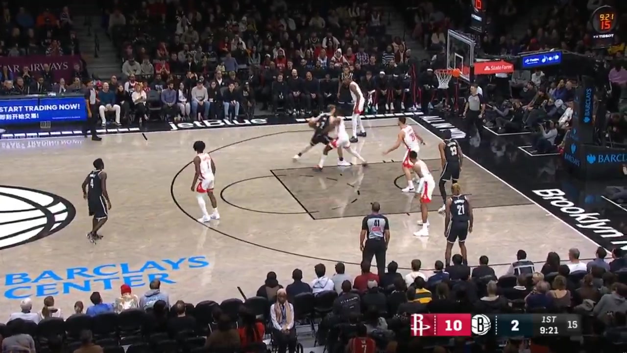 Tari Eason's steal leads to a Kevin Durant lob to Amen Thompson for the alley-oop