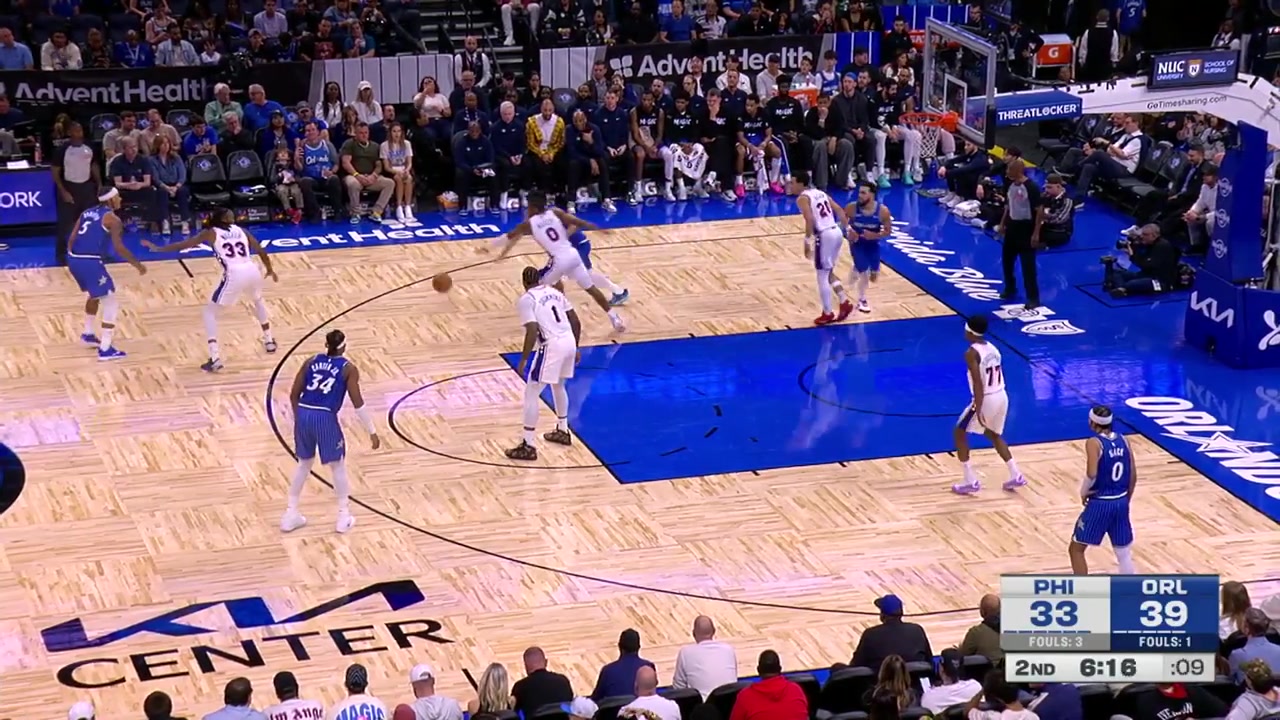 Maxey gets the steal and beats the entire Magic team to the bucket on the other end
