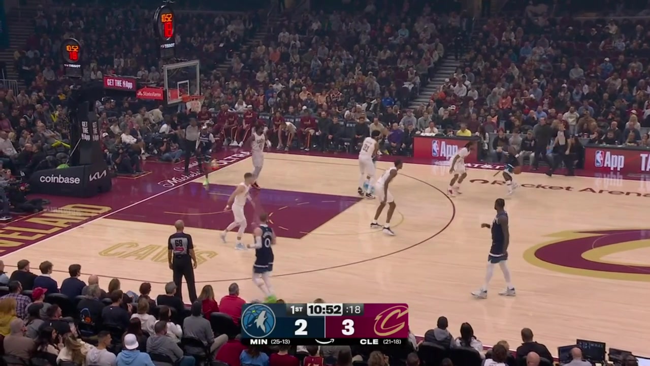 Rudy Gobert scores the layup and now he got 18 consecutive shots without a miss - a Timberwolves franchise record Donovan Mitchell scores over Gobert at the other end
