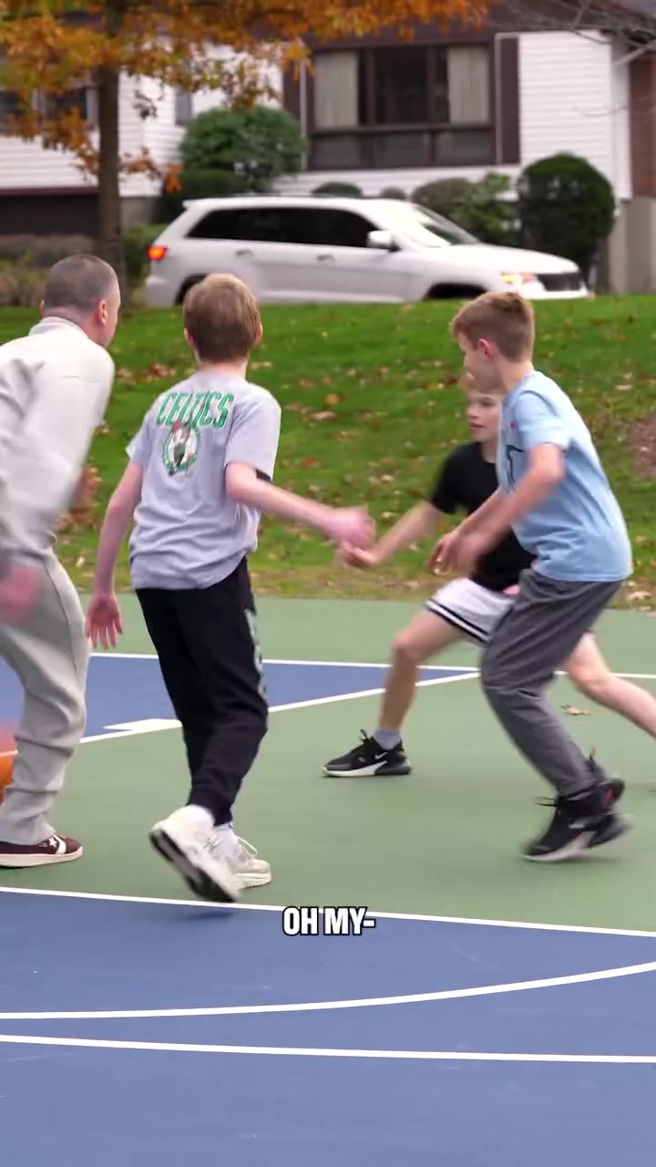 Payton Pritchard pulled up to a local court and surprised some young hoopers