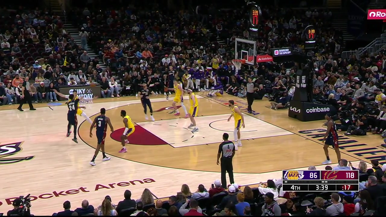 Bronny James steals the ball and finishes with the powerful dunk for the loudest cheers of the night with a replay Including the reaction by his proud dad Bronny then hits a 3-pointer