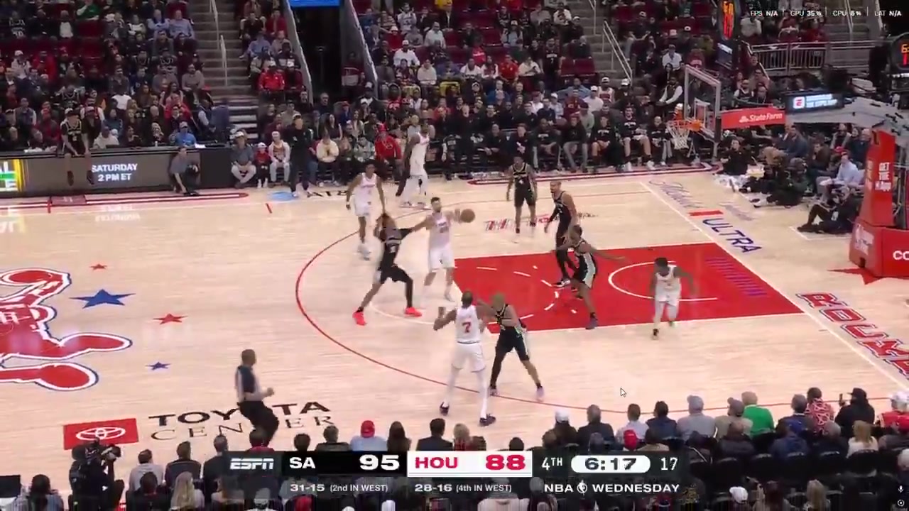 Amen Thompson pulls a Ben Simmons