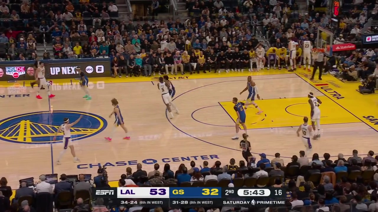 Luka Doncic casually drives and swishes the fadeaway jumper over Al Horford and Gui Santos with a replay