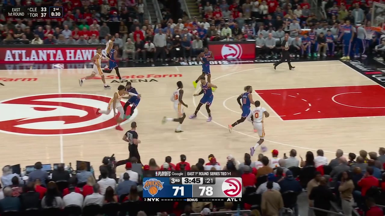 Dyson Daniels hits the 3-pointer to put the Hawks up 10 - his first 3 made of the series