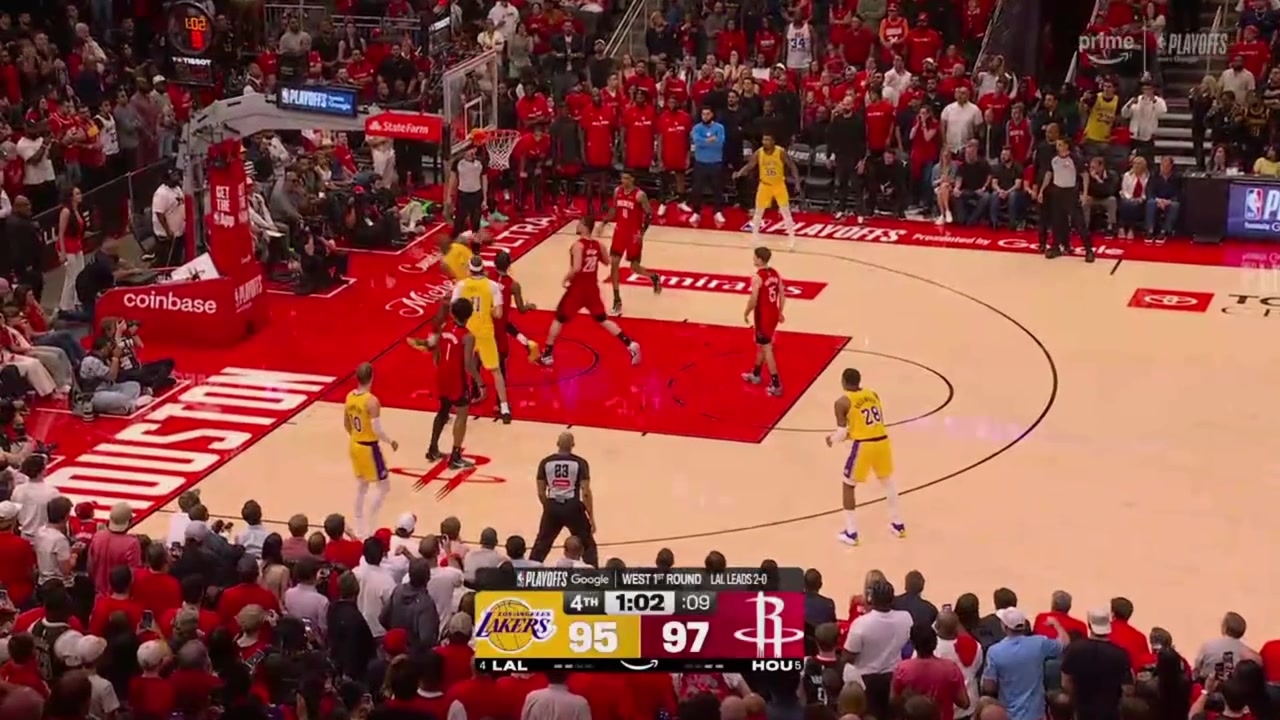 Rockets steal one from LeBron and they lead by 4 with 50s remaining after Sengun scores