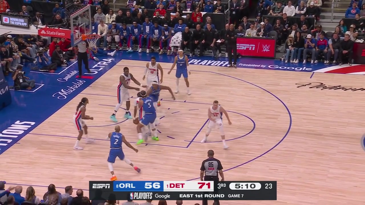 Jamahl Mosley screams towards the referees and the refs indeed call an 8-second violation on the PistonsMosley signals something to his player and Paolo Banchero banks in the tough floater with a replay28 Points for Banchero and Pistons timeout