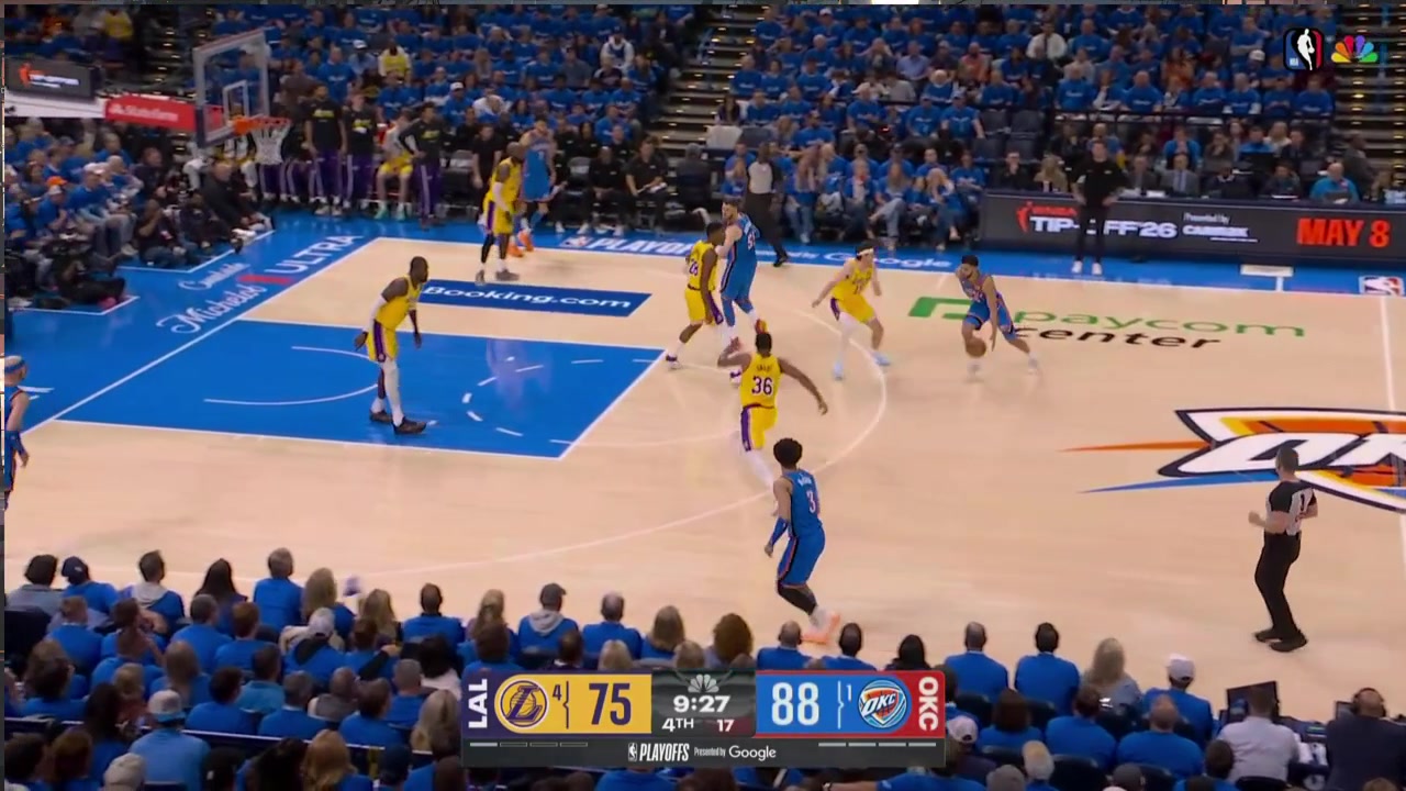 Jared McCain hits back to back threes to extend the Thunder's lead to 19