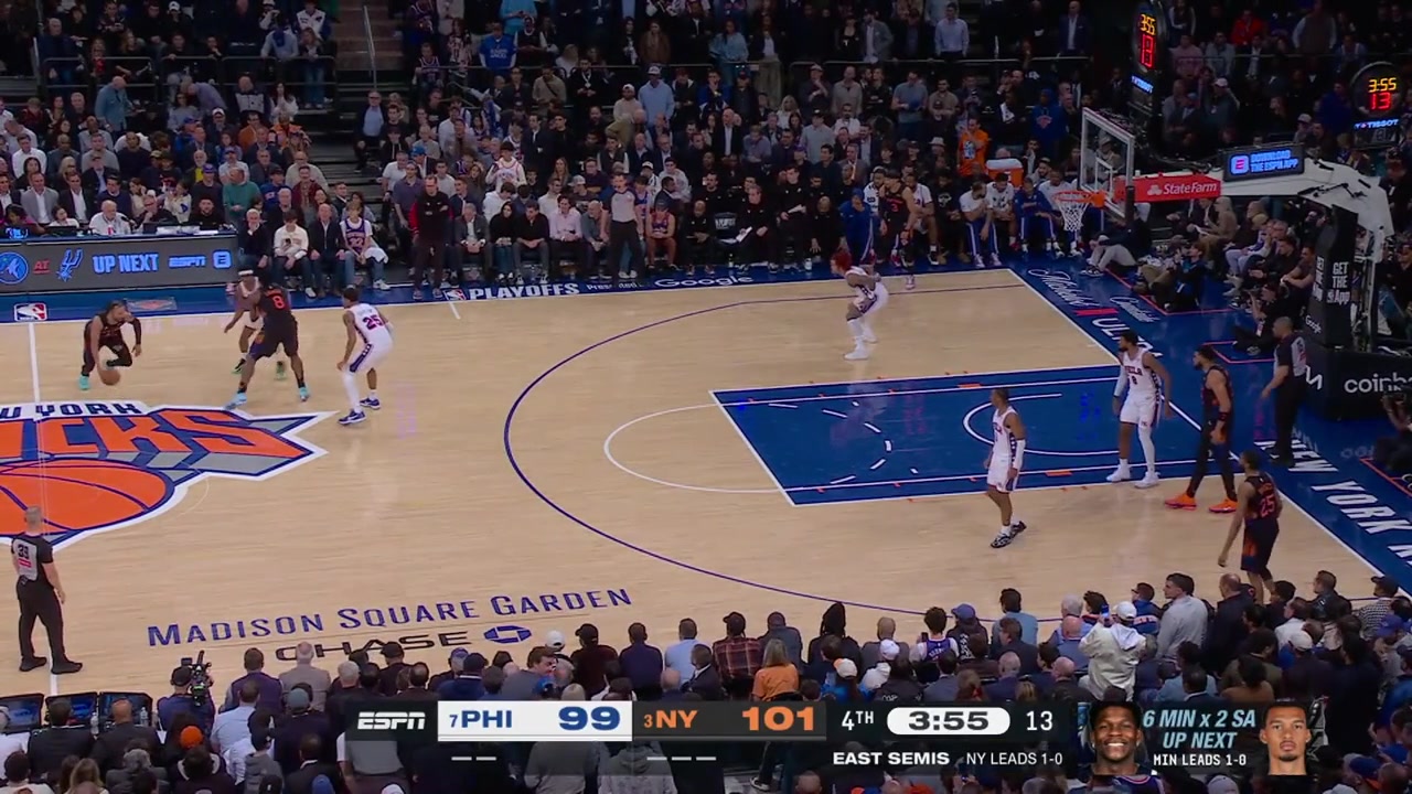 Jalen Brunson takes Dominique Barlow to a dance and scores the clutch fadeaway jumper over himThe Knicks' largest lead of the night - 4