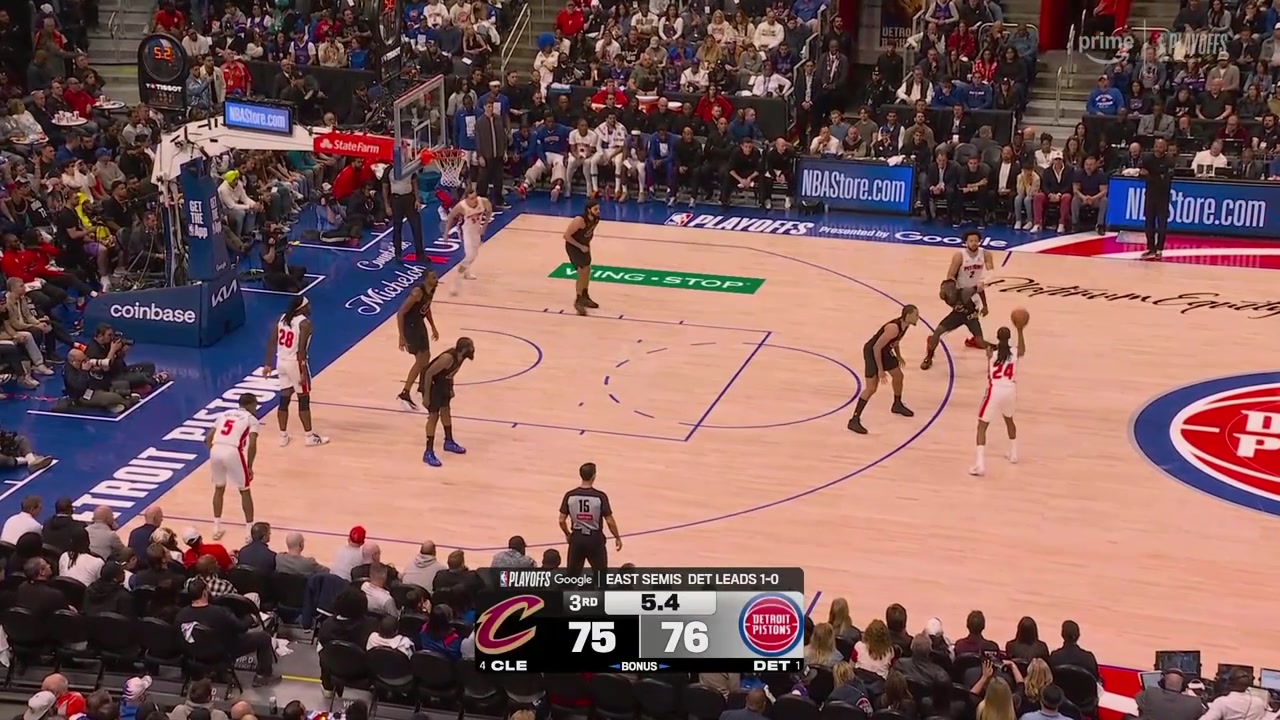 Daniss Jenkins fires a quick 3 to beat the third quarter buzzer
