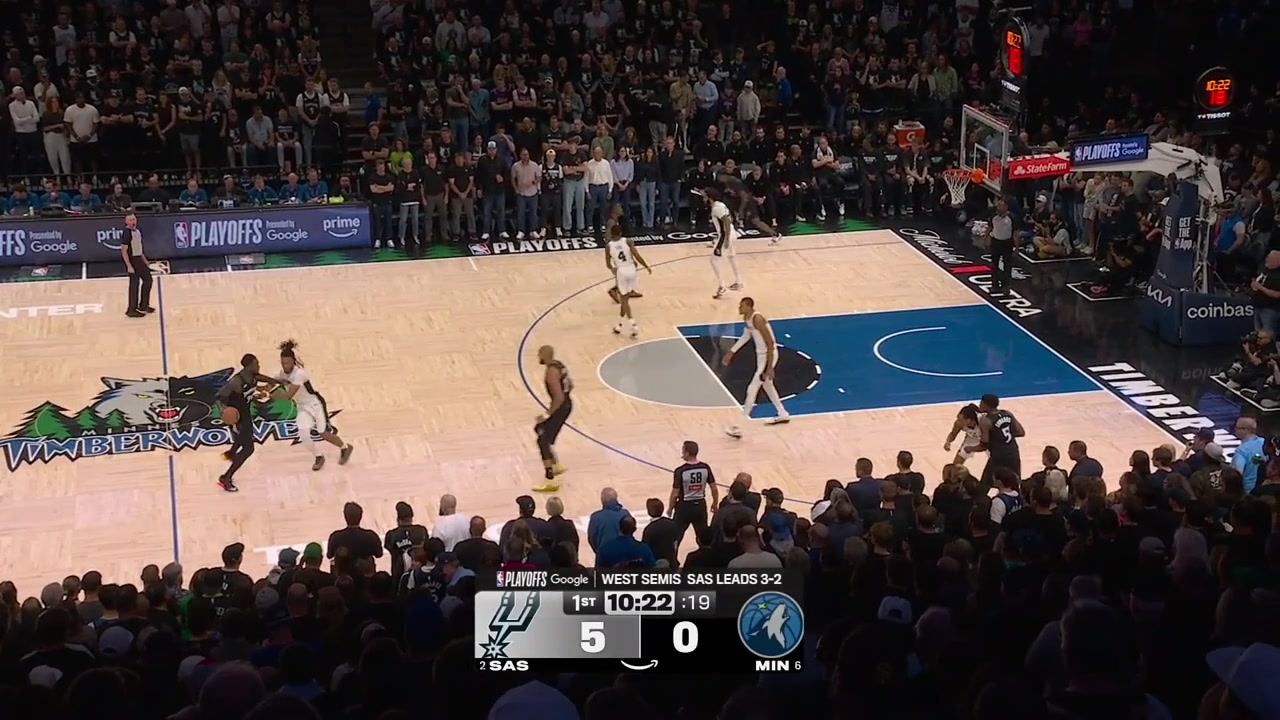 Julius Randle dunks it over Victor Wembanyama who is also called for a goaltending shortly after with a replay