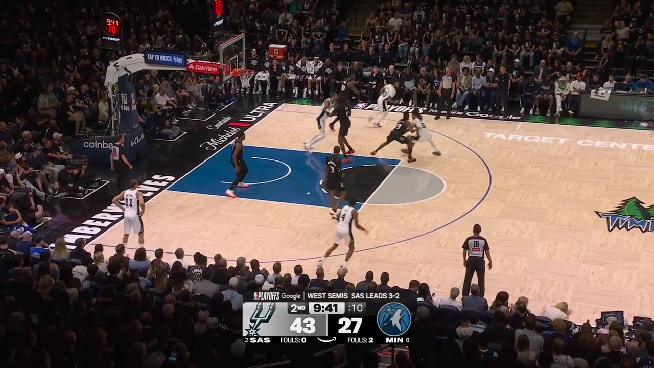 Stephon Castle grabs the offensive rebound and makes the tough And-1 with replaysHe also converts the free throw to give him 17 points continues his great night