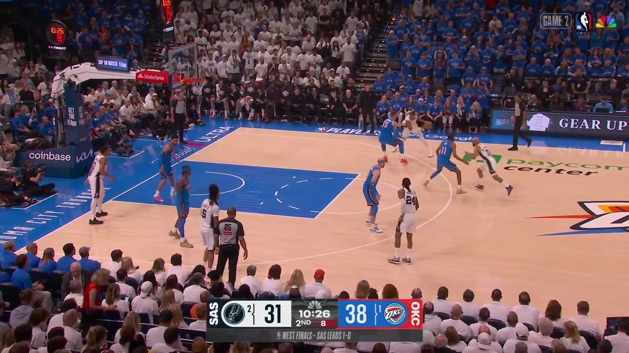 Victor Wembanyama misses the bank shot and scores the putback tip from the other side of the rim with his left hand with a replay