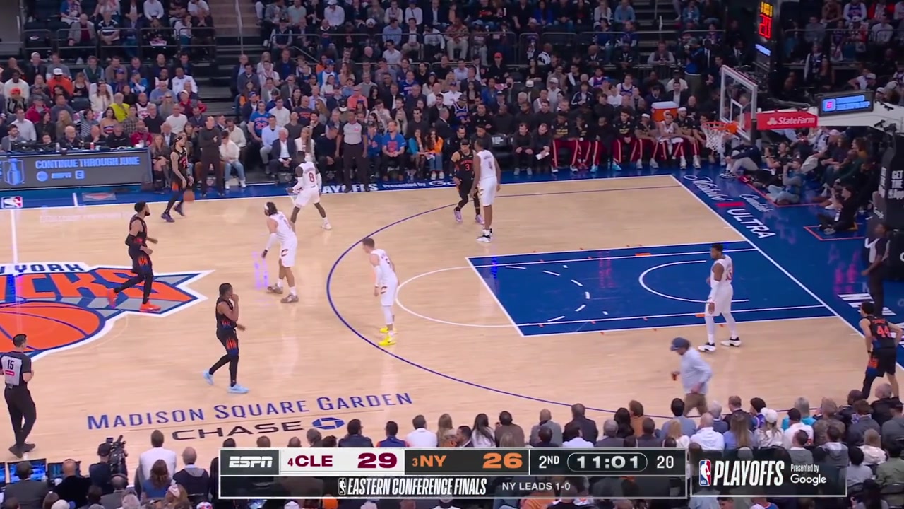 Karl-Anthony Towns hits the 3-pointer and after several failed tips by the Cavs Evan Mobley gets the ball to in at the other end