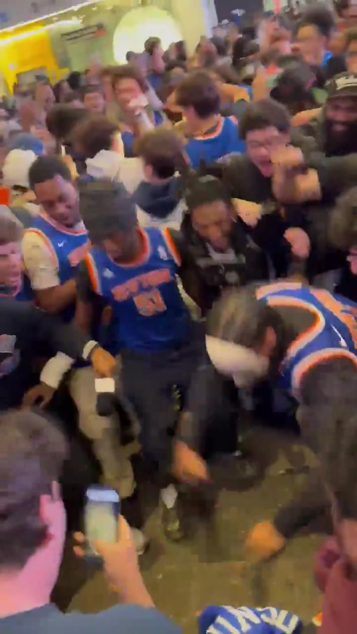 Knicks fans gathered to give belt to Earth after winning game 2 against the Cleveland Cavaliers going up 2-0 in the ECF series