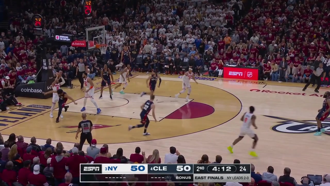 Jalen Brunson grabs the rebound goes coast to coast and easily scores the layup with his off-hand on James Harden with replays