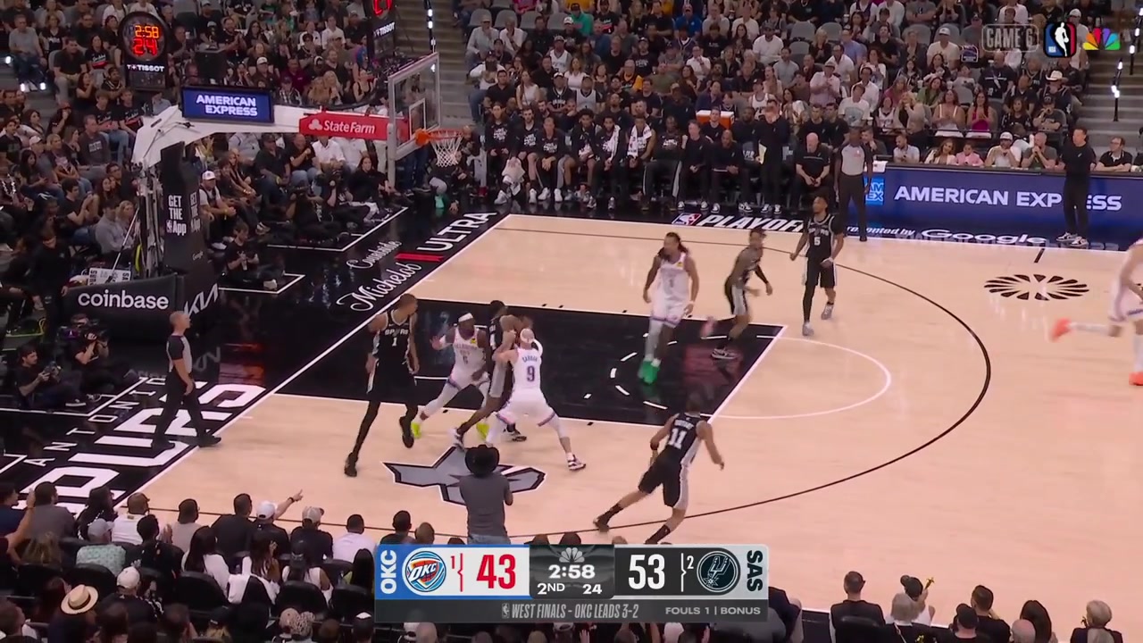 Carter Bryant with the powerful two-handed driving dunk