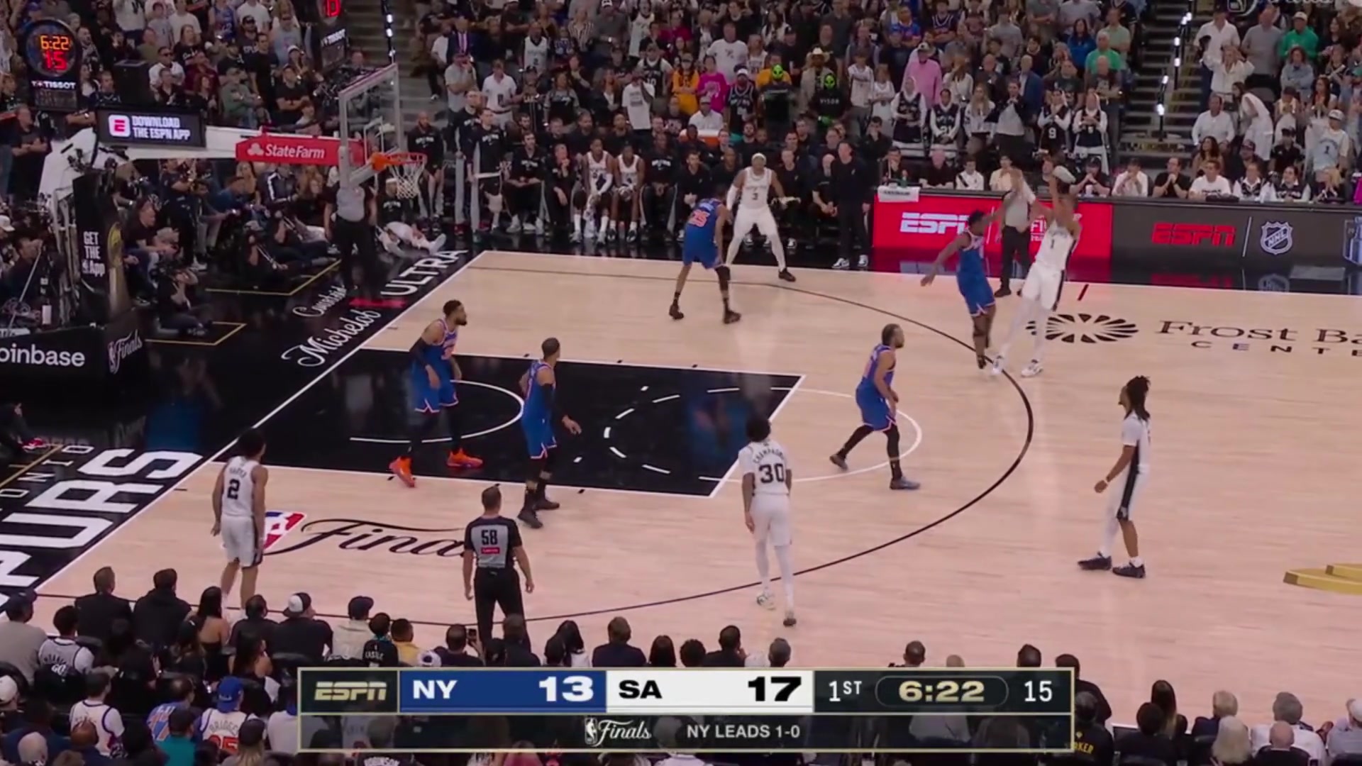 OC How the Knicks slowed down Victor Wembanyama in the first half of G2