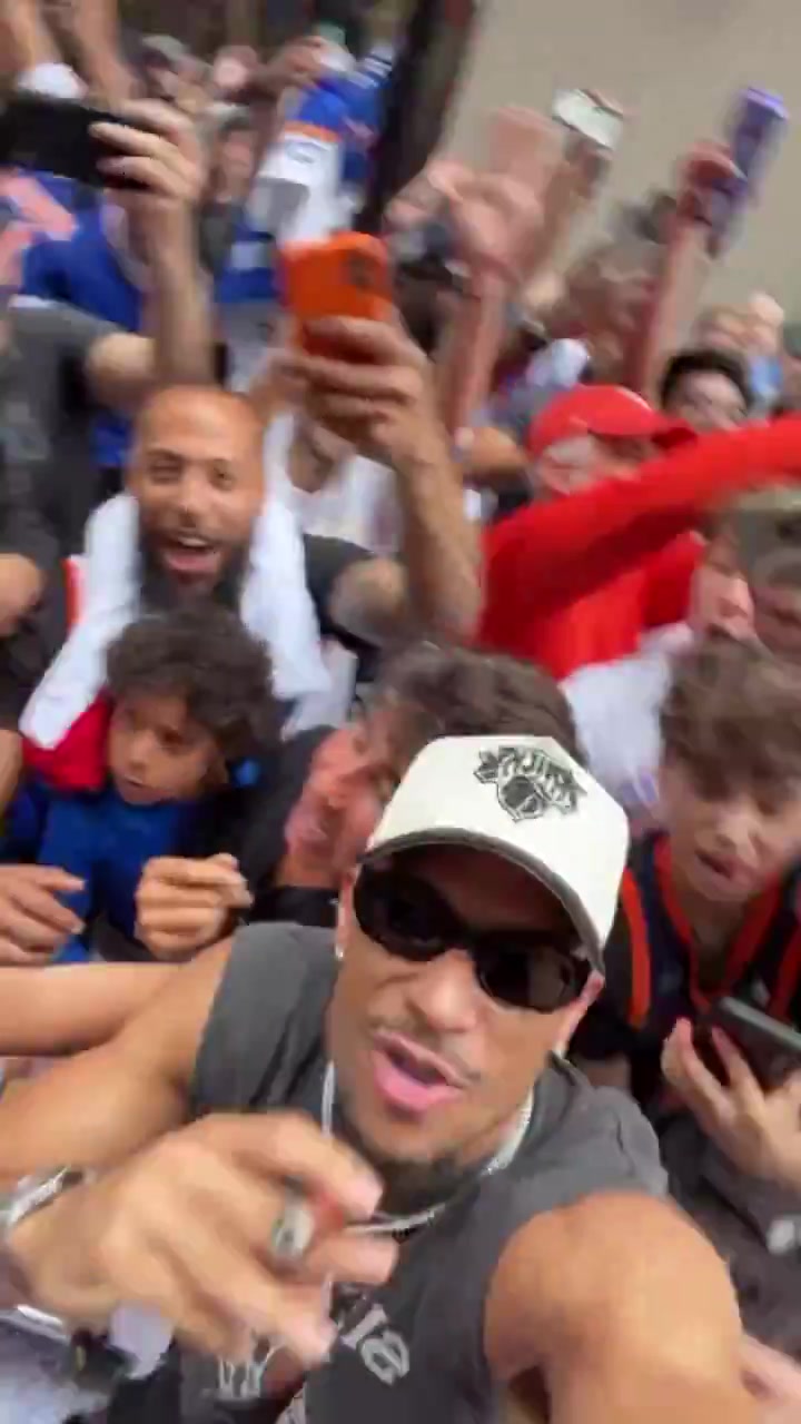 Josh Hart with the people
