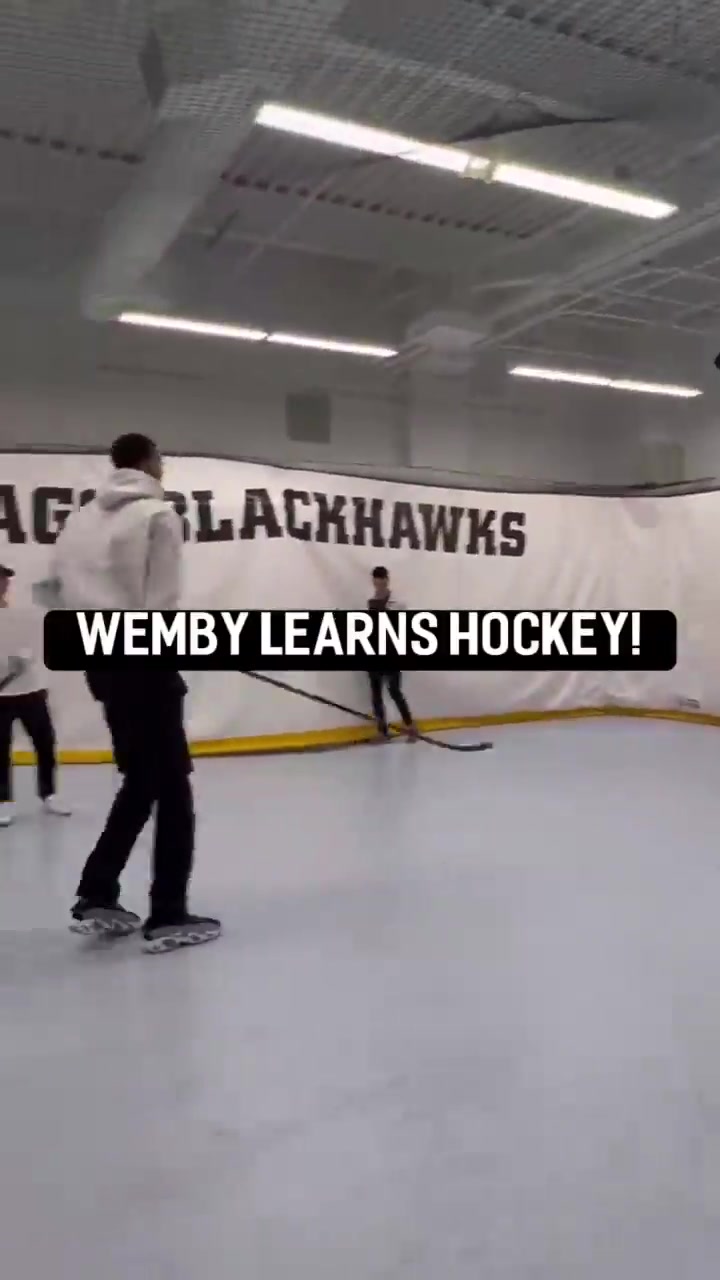 Connor Bedard teaches rookie Victor Wembanyama how to shoot a hockey puck
