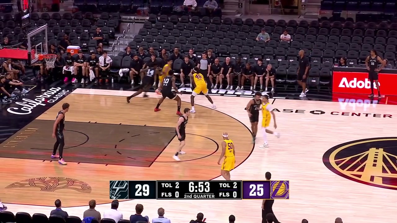 Cameron Carr with a nice And-1 finish last night vs the Spurs with replays